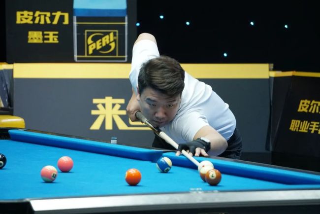 在球场上 在球场上