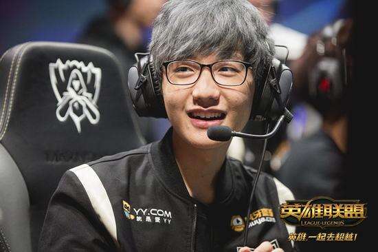 正酝酿一笔 正酝酿一笔