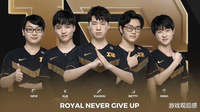 主教练大胆 主教练大胆