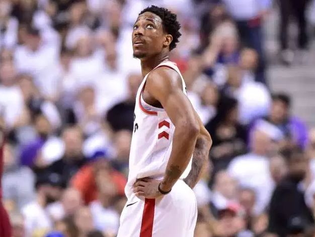 山为背景 山为背景