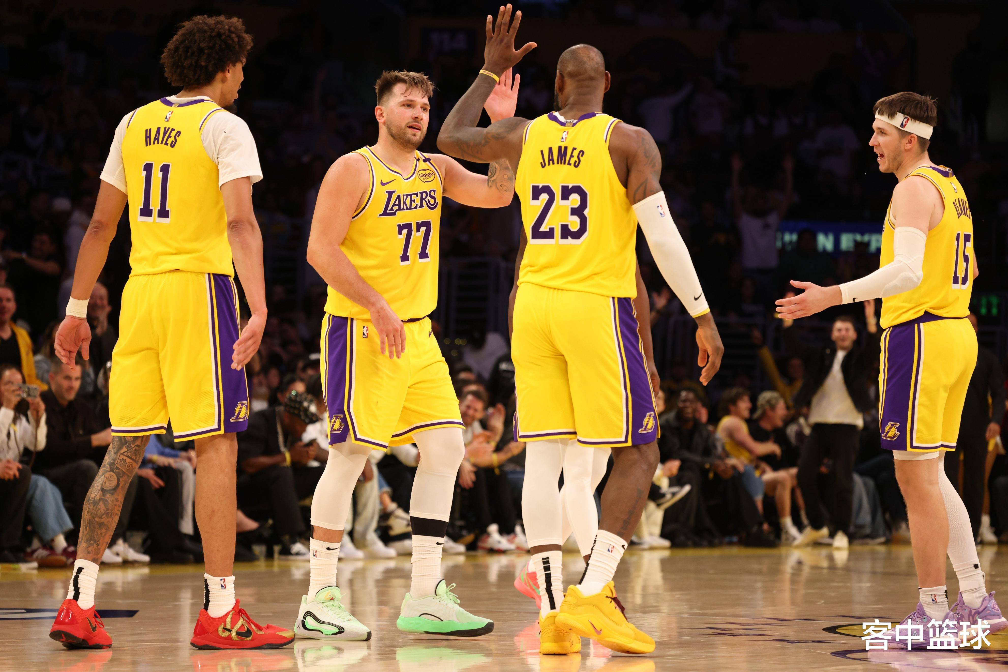 场馆噪音与 场馆噪音与